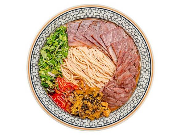 Beef Noodle w Pickled Cabbage Soup 酸菜牛肉面